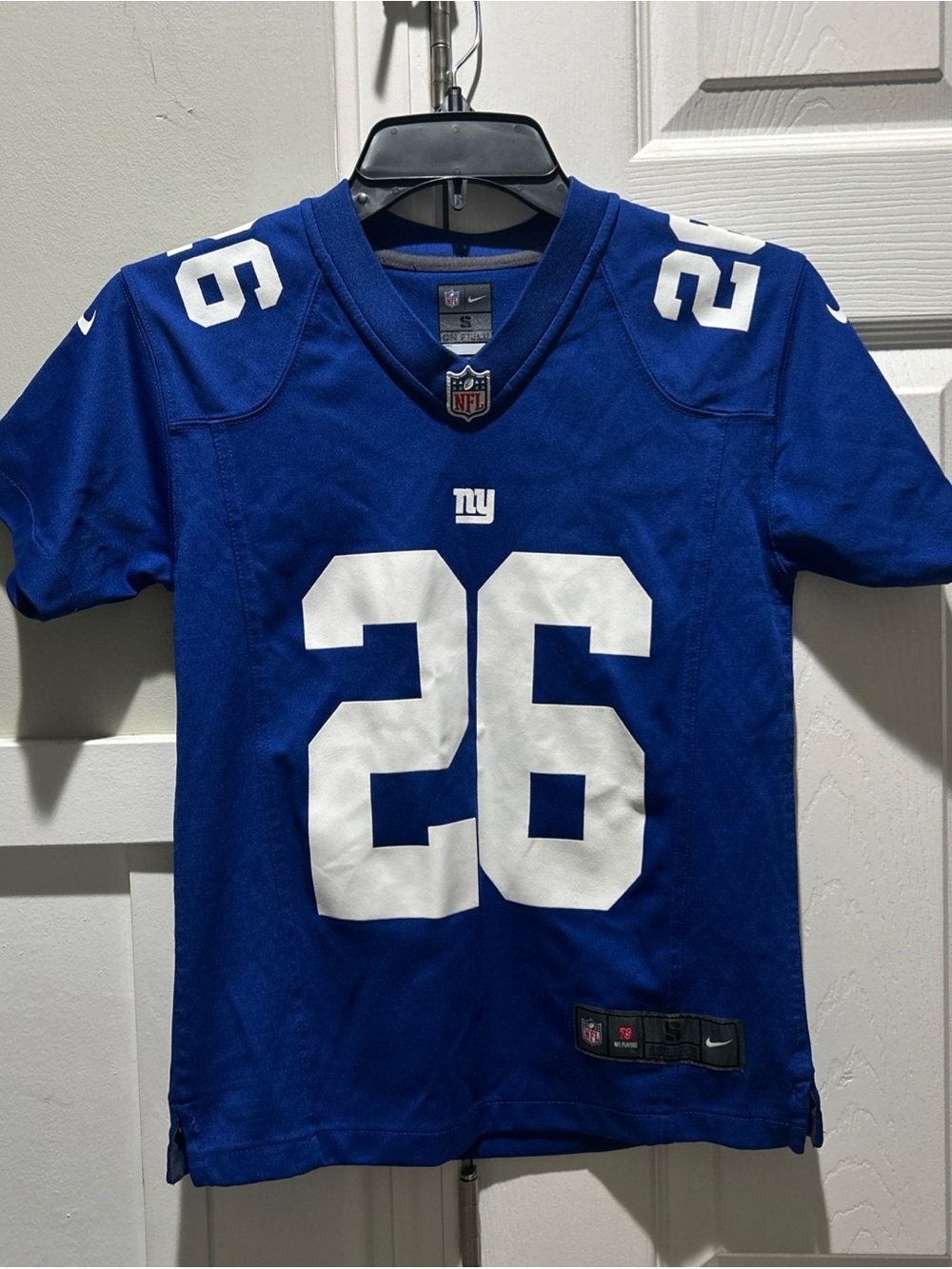 Nike Youth New York Giants #26 Barkley Football Jersey Size Small